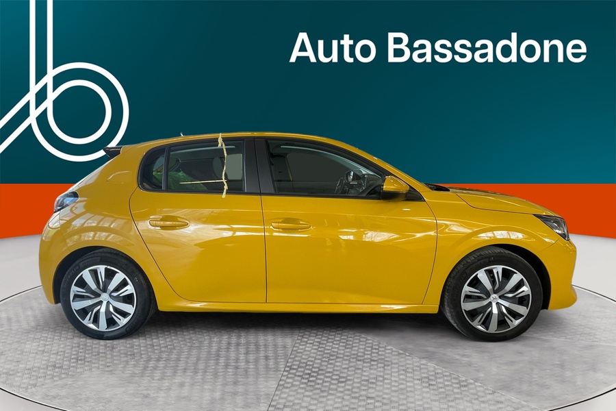 Peugeot 208 vaihtoauto
