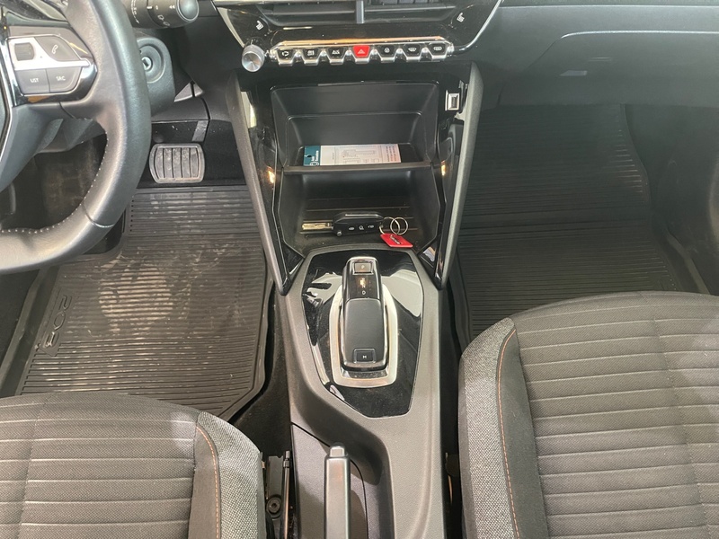 Peugeot 208 vaihtoauto