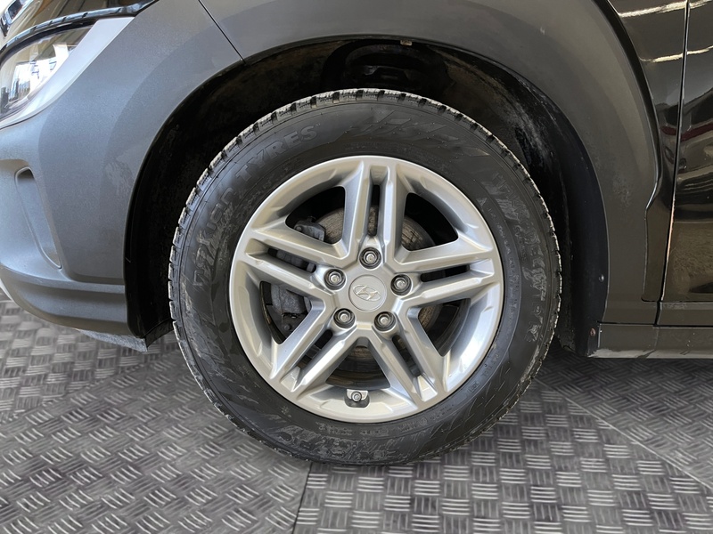 Hyundai Kona vaihtoauto