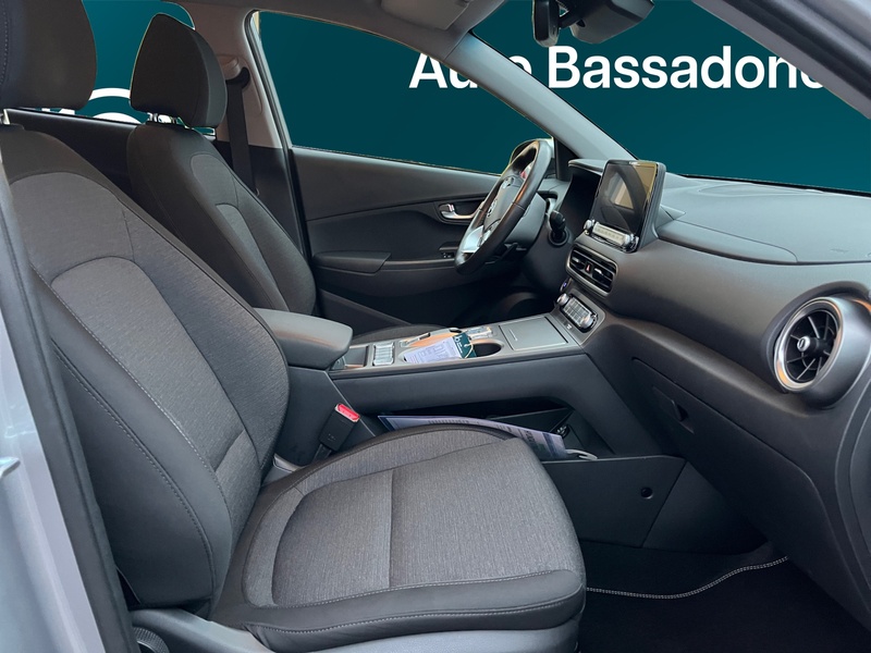 Hyundai Kona vaihtoauto