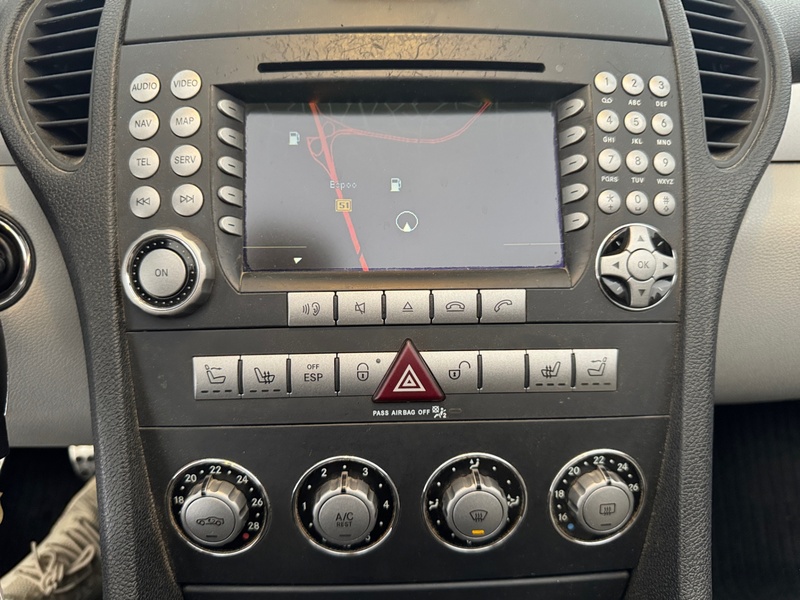 Mercedes-Benz SLK vaihtoauto