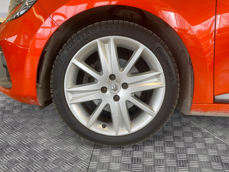 Renault Clio vaihtoauto