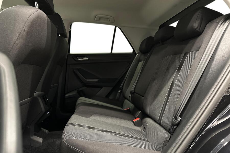 Volkswagen T-Roc vaihtoauto