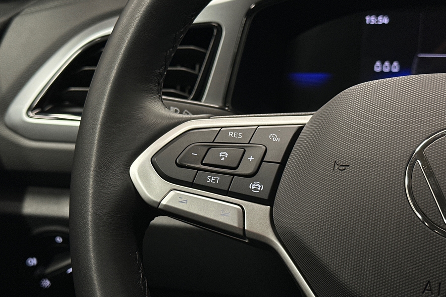 Volkswagen T-Roc vaihtoauto