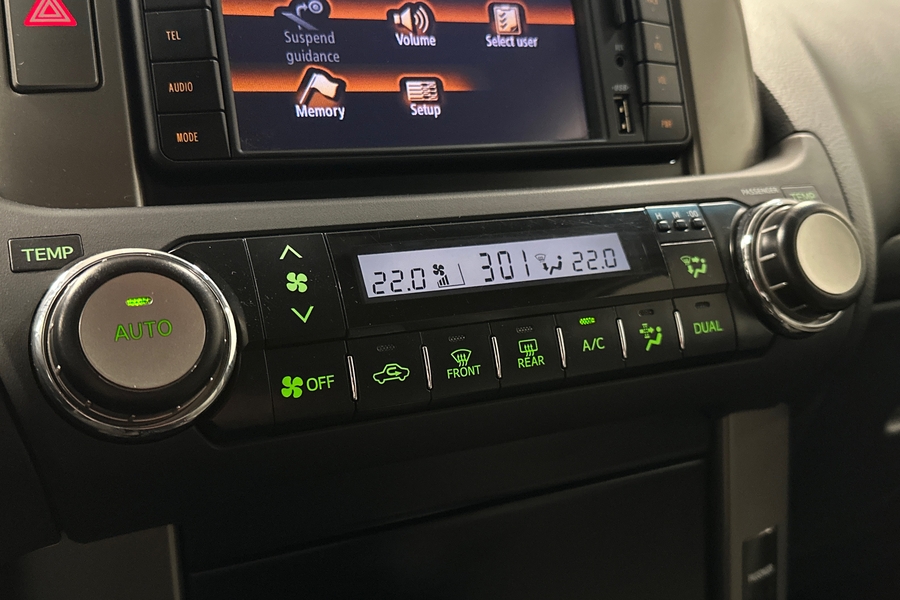 Toyota Land Cruiser vaihtoauto