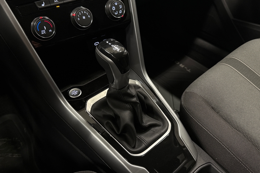 Volkswagen T-Roc vaihtoauto