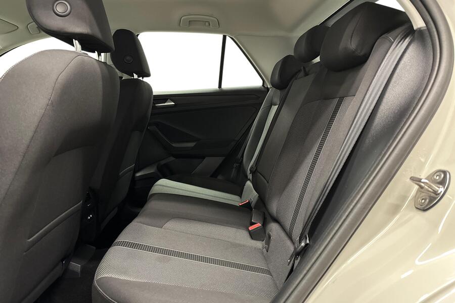 Volkswagen T-Roc vaihtoauto