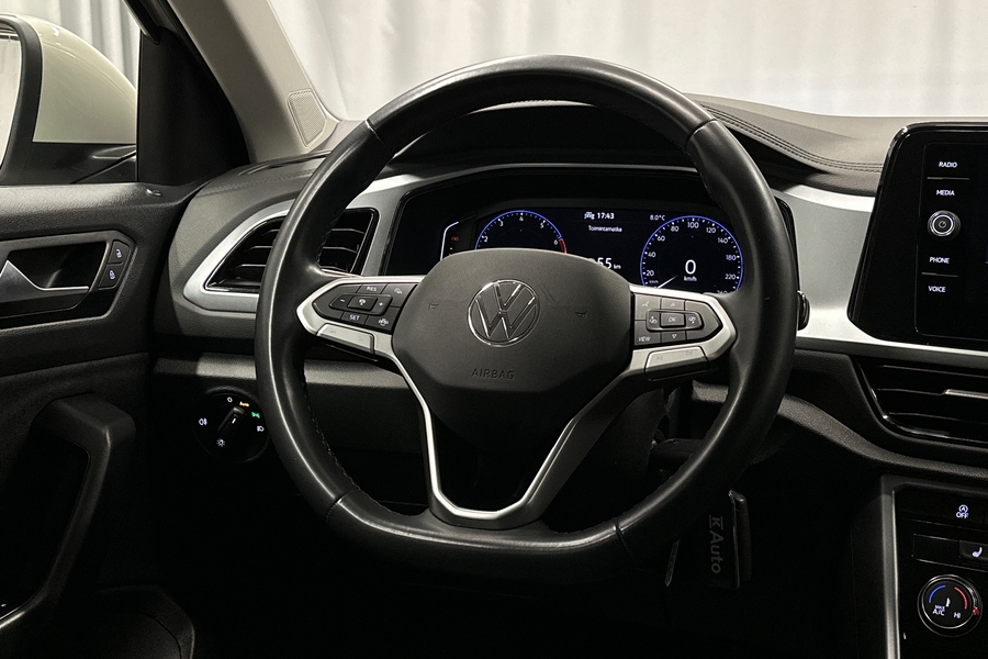 Volkswagen T-Roc vaihtoauto