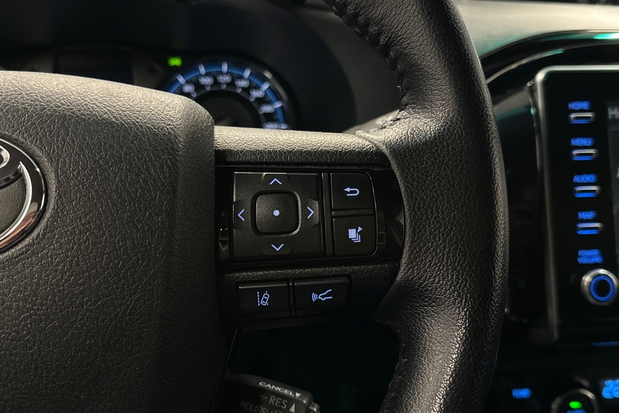 Toyota Hilux vaihtoauto