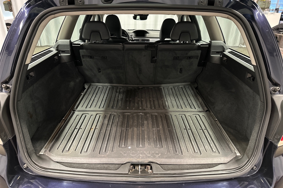 Volvo V70 vaihtoauto