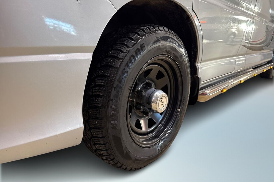 Toyota Hiace vaihtoauto