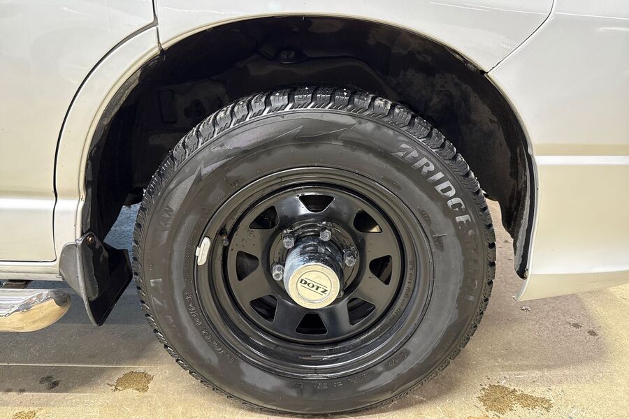 Toyota Hiace vaihtoauto