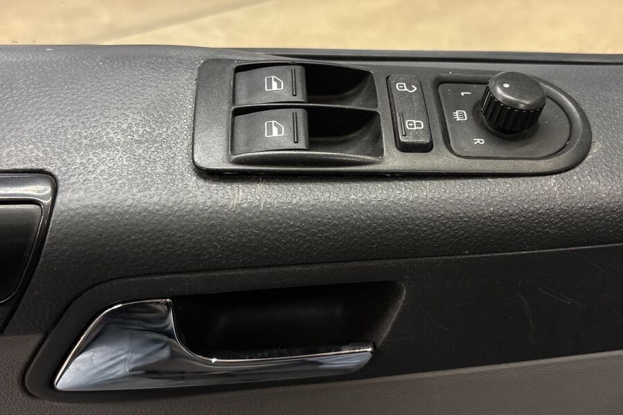 Volkswagen Caravelle vaihtoauto