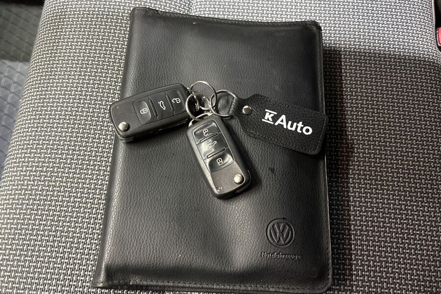 Volkswagen Caravelle vaihtoauto