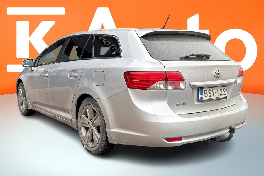 Toyota Avensis vaihtoauto