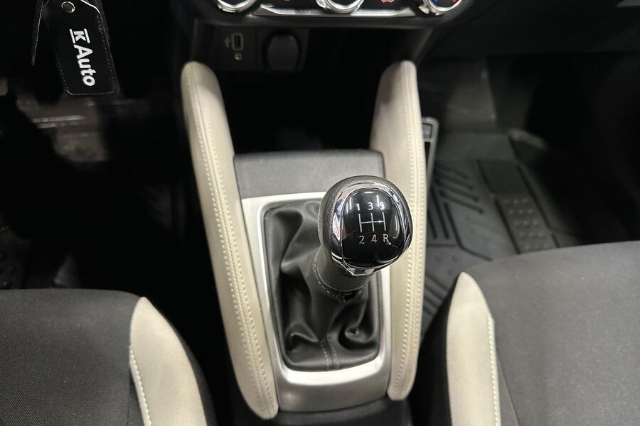 Nissan Micra vaihtoauto