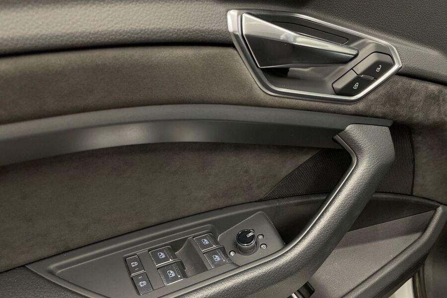 Audi e-tron vaihtoauto