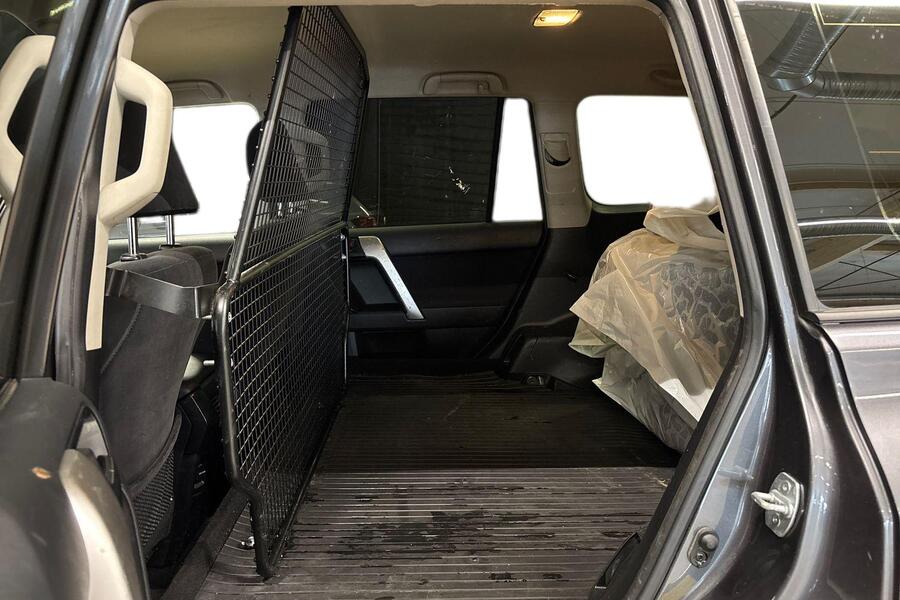 Toyota Land Cruiser vaihtoauto