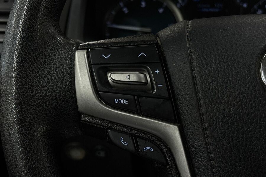 Toyota Land Cruiser vaihtoauto