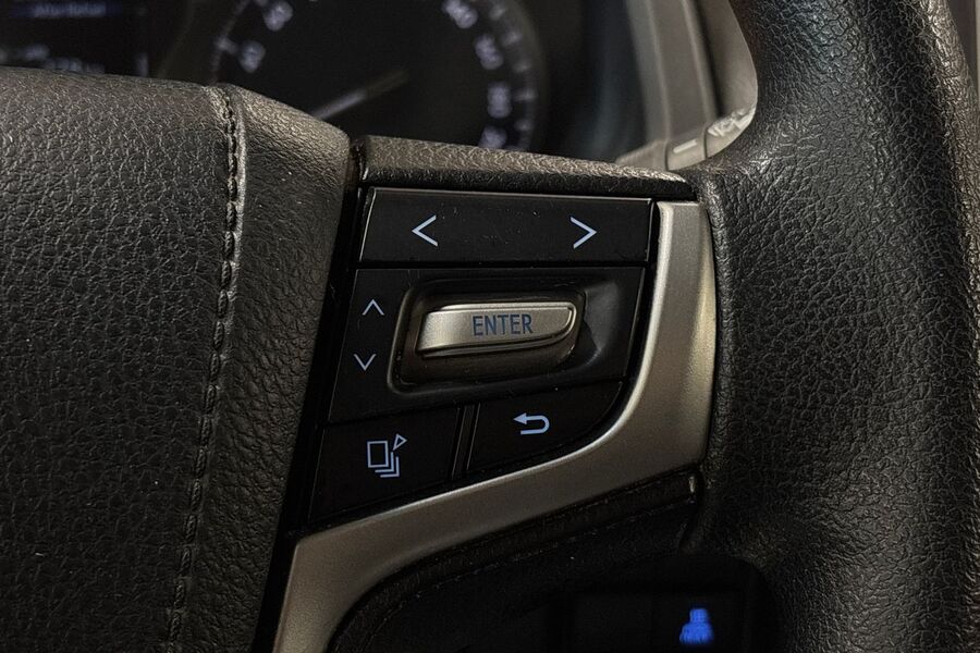 Toyota Land Cruiser vaihtoauto