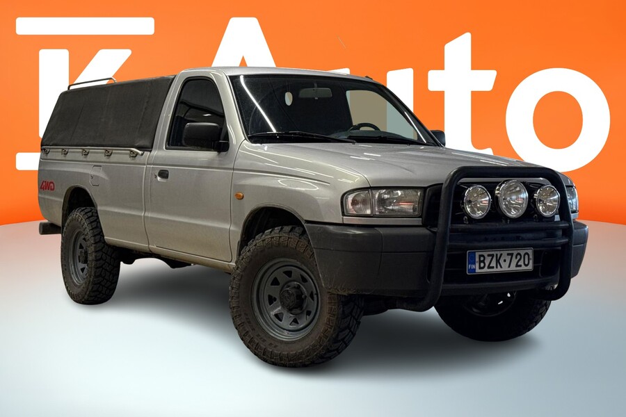 Mazda B2500 vaihtoauto