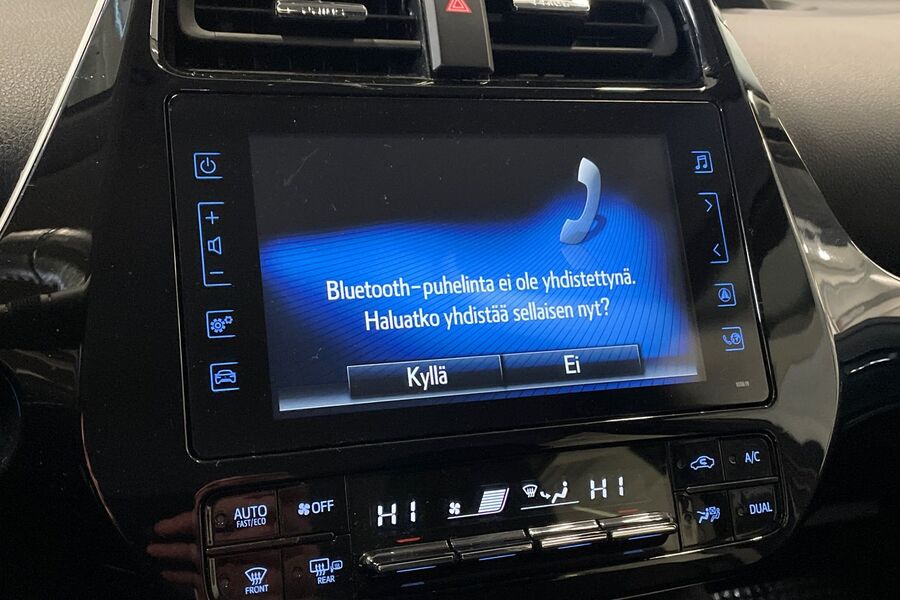 Toyota Prius Plug-in vaihtoauto