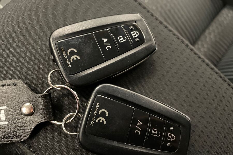 Toyota Prius Plug-in vaihtoauto