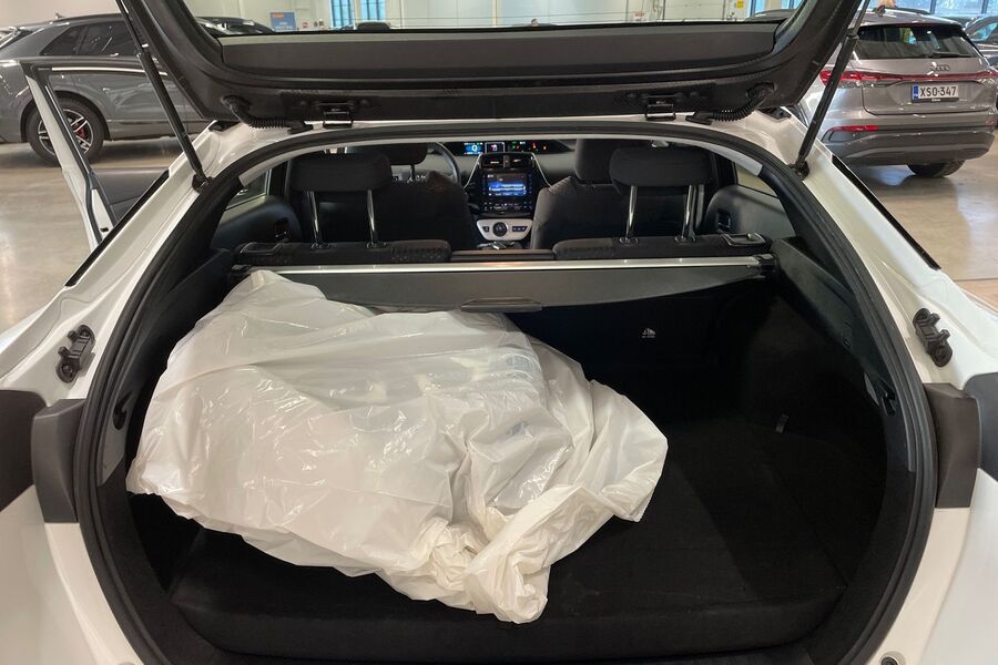 Toyota Prius Plug-in vaihtoauto