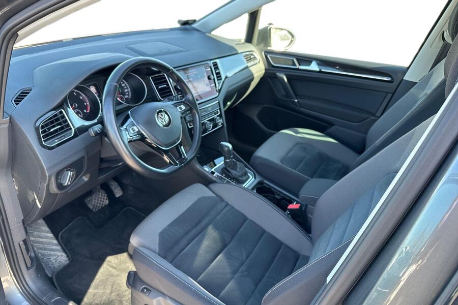 Volkswagen Golf Sportsvan vaihtoauto