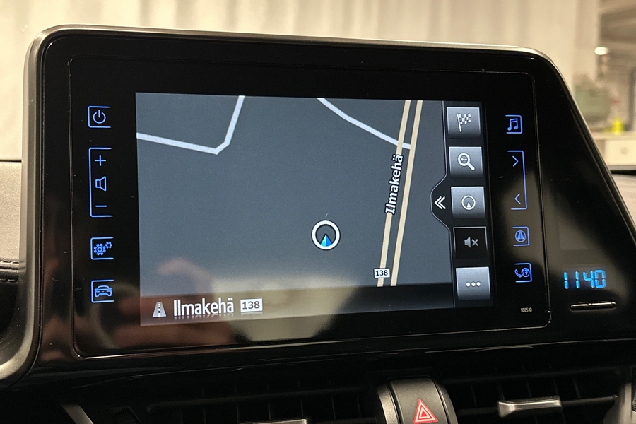 Toyota C-HR vaihtoauto