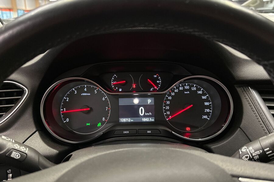 Opel Grandland X vaihtoauto