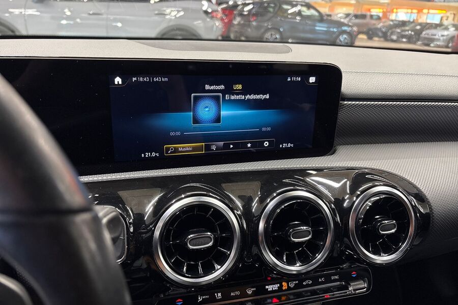 Mercedes-Benz CLA-sarja vaihtoauto