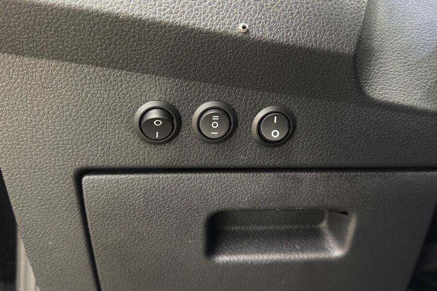 Volkswagen Caddy Maxi vaihtoauto