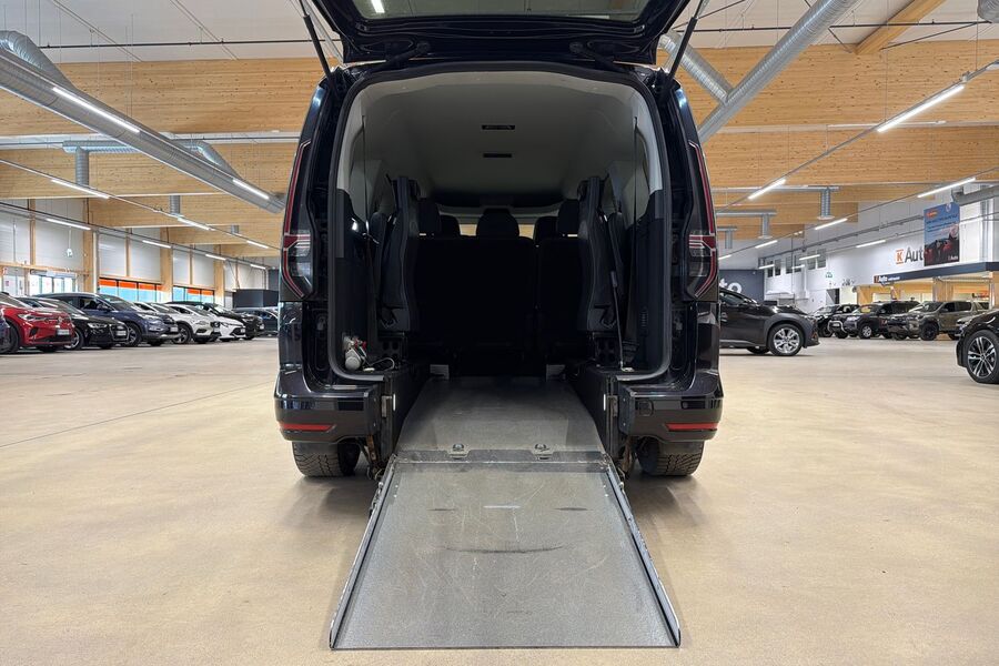 Volkswagen Caddy Maxi vaihtoauto