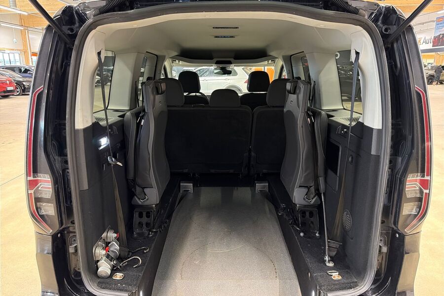 Volkswagen Caddy Maxi vaihtoauto