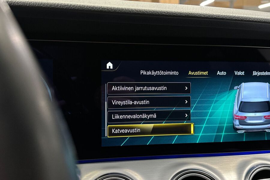 Mercedes-Benz E vaihtoauto