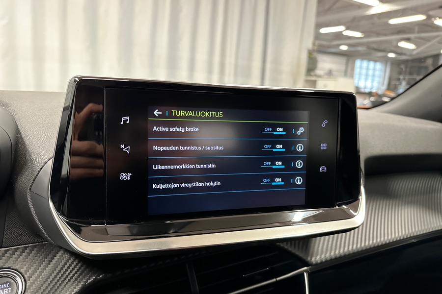 Peugeot e-2008 vaihtoauto