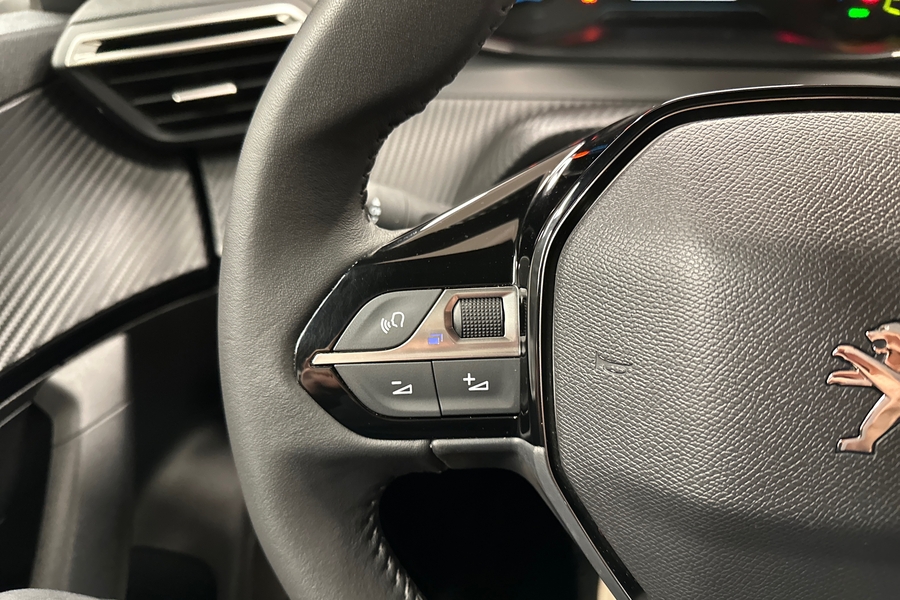 Peugeot e-2008 vaihtoauto