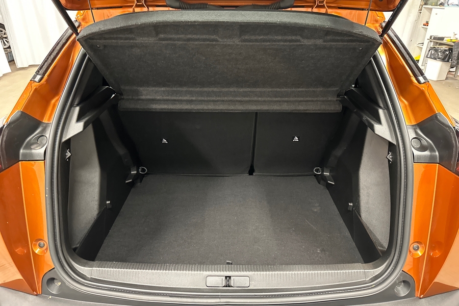 Peugeot e-2008 vaihtoauto