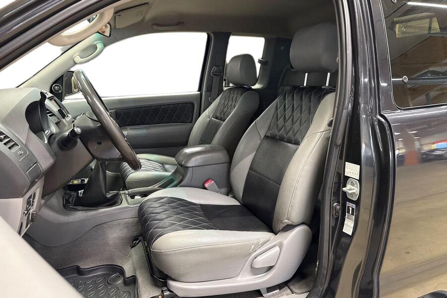 Toyota Hilux vaihtoauto