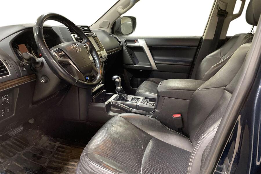 Toyota Land Cruiser vaihtoauto