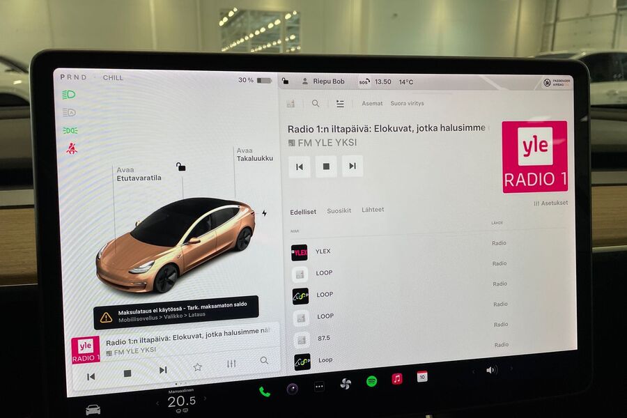 Tesla Model 3 vaihtoauto