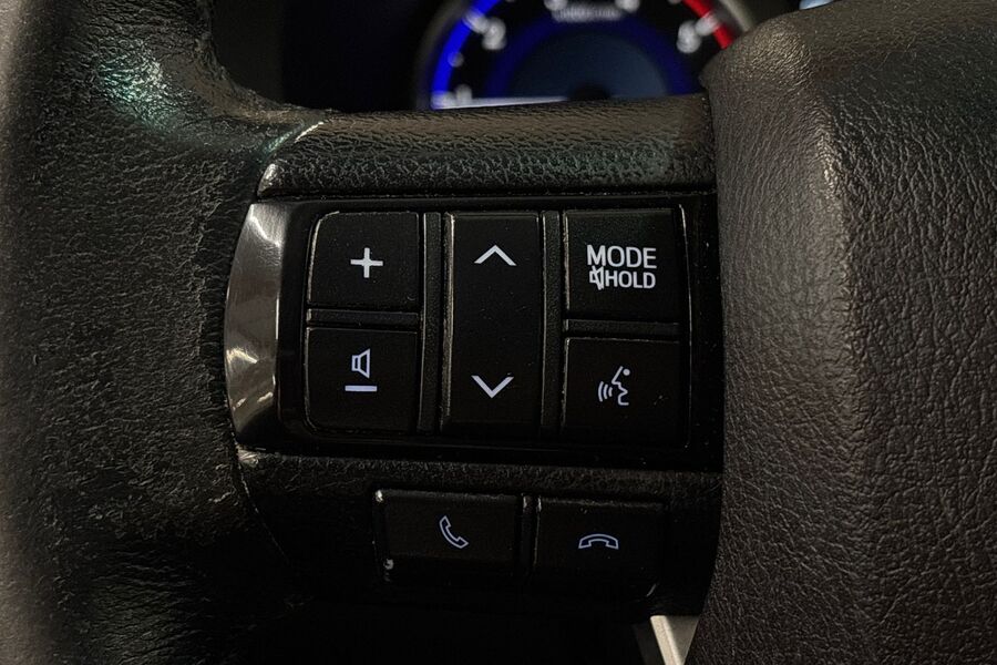 Toyota Hilux vaihtoauto