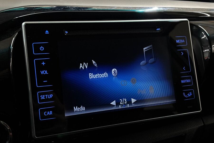 Toyota Hilux vaihtoauto