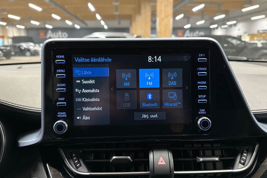 Toyota C-HR vaihtoauto