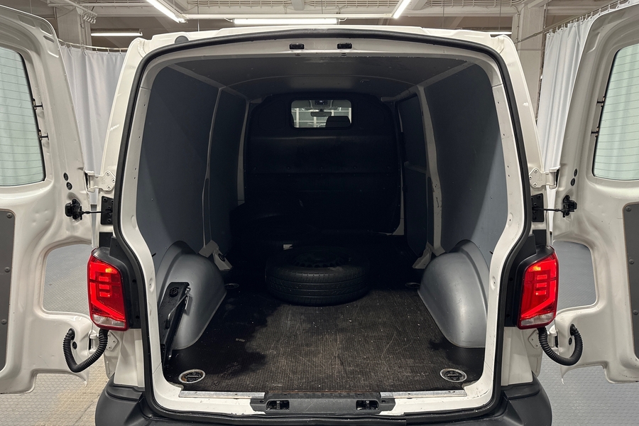 Volkswagen Transporter vaihtoauto