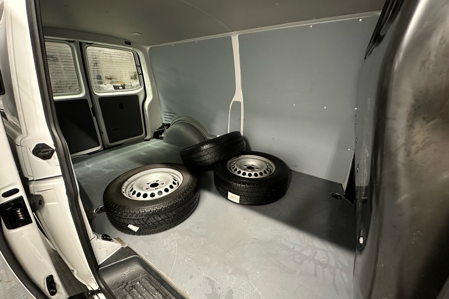 Volkswagen Transporter vaihtoauto