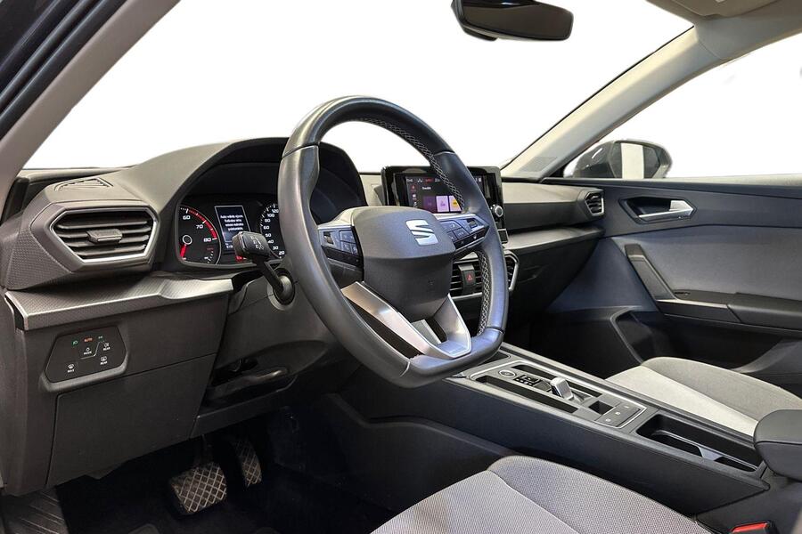 SEAT Leon Sportstourer vaihtoauto