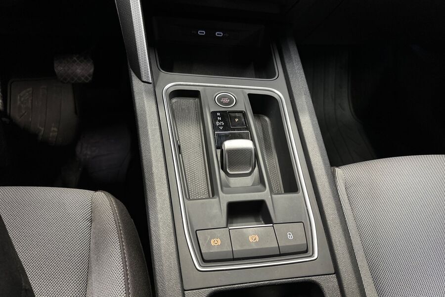SEAT Leon Sportstourer vaihtoauto