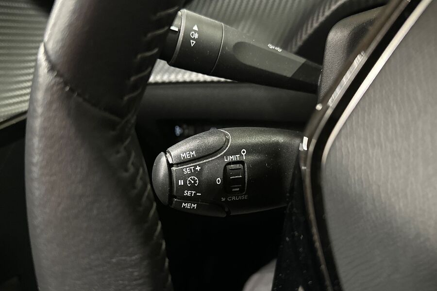 Peugeot e-208 vaihtoauto